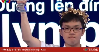 Nam sinh đến từ Quảng Trị xuất sắc giành vòng nguyệt quế Đường lên đỉnh Olympia