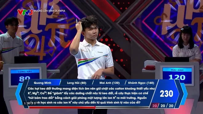 Nam sinh Hưng Yên tự tin giành vòng nguyệt quế Đường lên đỉnh Olympia