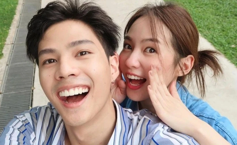 Nàng thơ của Sơn Tùng đâm đầu cưới thiếu gia ngành khách sạn đang làm bục mặt trả nợ hàng tỷ/tháng Nàng thơ của Sơn Tùng đâm đầu cưới thiếu gia ngành khách sạn đang làm bục mặt trả nợ hàng tỷ/tháng