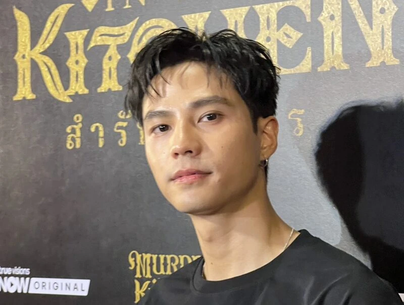 Nàng thơ của Sơn Tùng đâm đầu cưới thiếu gia ngành khách sạn đang làm bục mặt trả nợ hàng tỷ/tháng Nàng thơ của Sơn Tùng đâm đầu cưới thiếu gia ngành khách sạn đang làm bục mặt trả nợ hàng tỷ/tháng