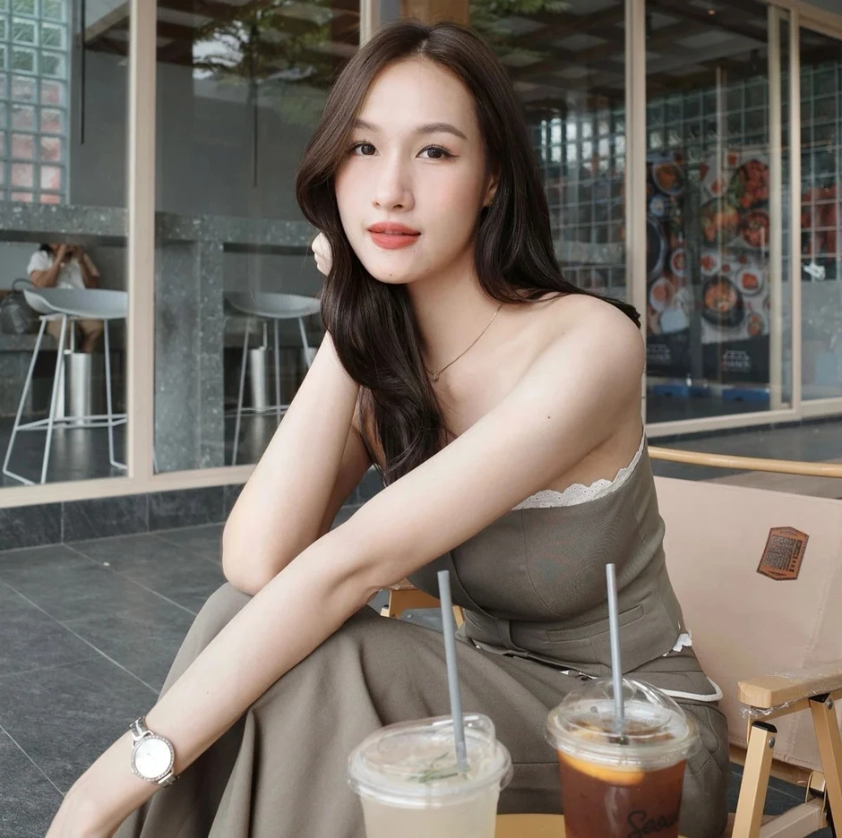 Nàng WAGs quyến rũ bậc nhất Thái Lan Nàng WAGs quyến rũ bậc nhất Thái Lan