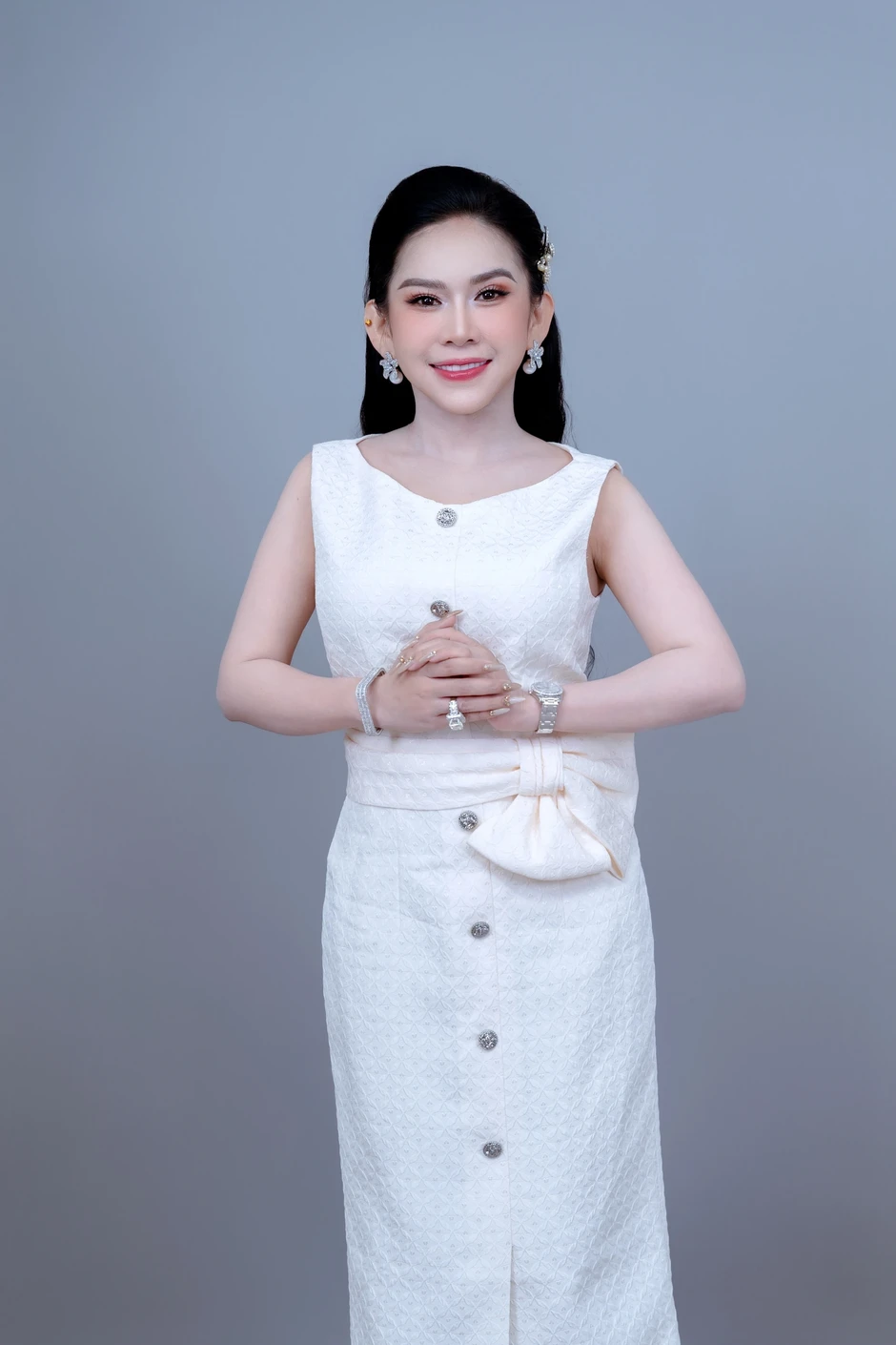Nghệ sĩ cải lương Bình Tinh ở tuổi 40