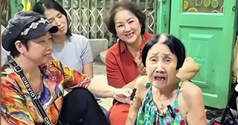 Nghệ sĩ Lệ Thủy: "Tôi yếu lắm rồi, chỉ nằm một chỗ"