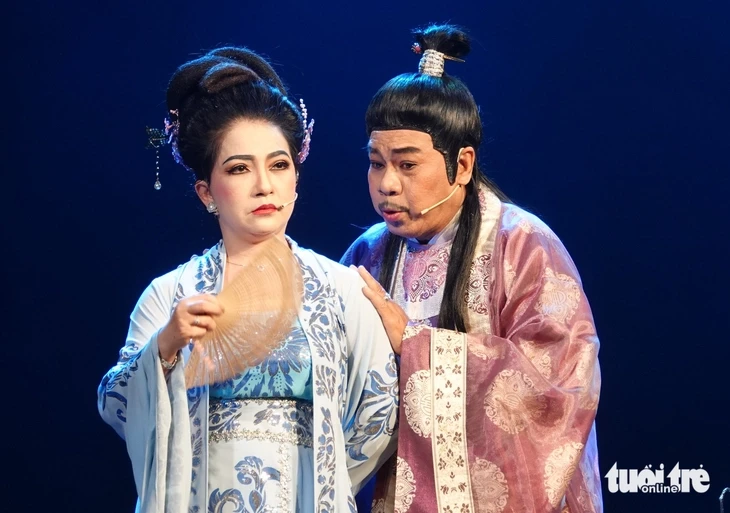 Nghệ sĩ Tô Châu đóng cặp cùng Mỹ Hằng, nhớ một thời ở Nhà hát Trần Hữu Trang Nghệ sĩ Tô Châu đóng cặp cùng Mỹ Hằng, nhớ một thời ở Nhà hát Trần Hữu Trang