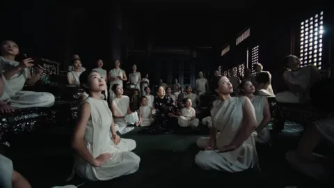 Nghệ sĩ trẻ tiếp nối dòng chảy văn hóa dân tộc Nghệ sĩ trẻ tiếp nối dòng chảy văn hóa dân tộc