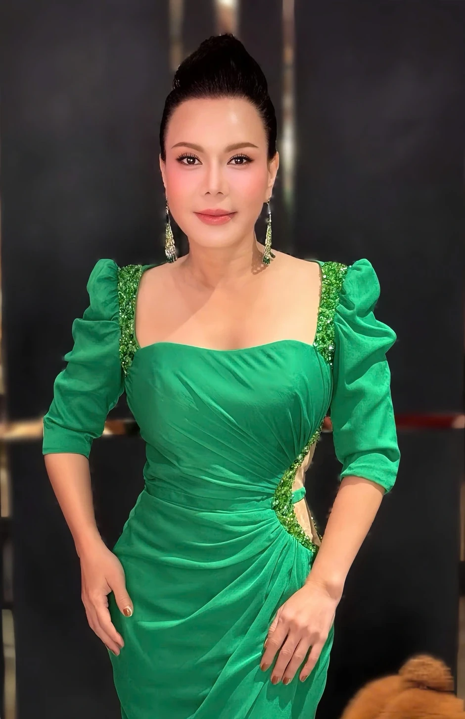 Nghệ sĩ Việt Hương đính chính Nghệ sĩ Việt Hương đính chính