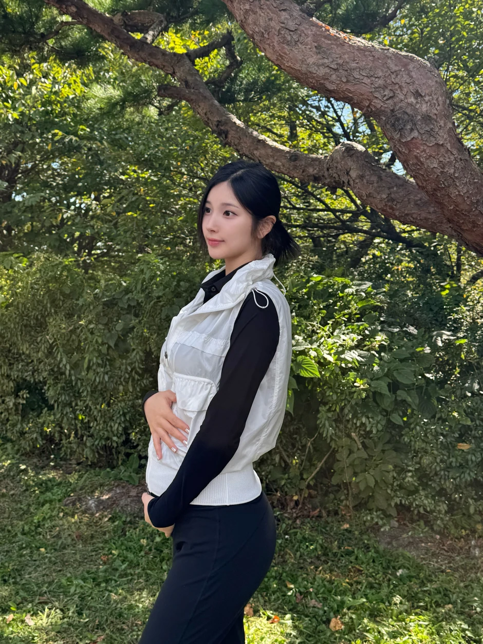 Ngọc nữ gen Z biến mất khỏi showbiz hơn 2 năm qua, thì ra mang thai liền tù tì 2 con cho đại gia hơn 15 tuổi Ngọc nữ gen Z biến mất khỏi showbiz hơn 2 năm qua, thì ra mang thai liền tù tì 2 con cho đại gia hơn 15 tuổi