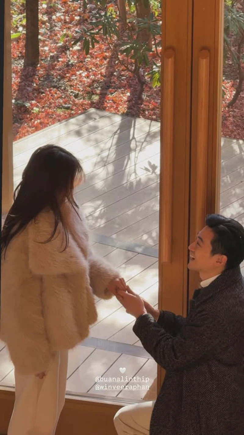 Ngọc nữ showbiz N. cưới thiếu gia nghìn tỷ ngành ngân hàng trong tháng 12, lộ hẳn clip cùng đàng trai đi phát thiệp mời