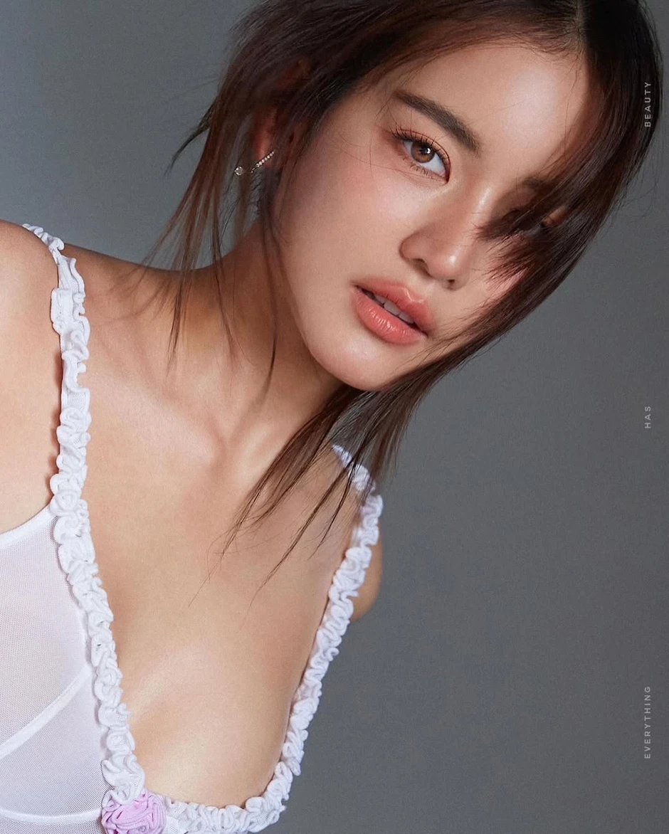 Ngọc nữ showbiz thế hệ mới mắc hội chứng hiếm gặp, chỉ có 1 quả thận nhưng có 2 tử cung Ngọc nữ showbiz thế hệ mới mắc hội chứng hiếm gặp, chỉ có 1 quả thận nhưng có 2 tử cung