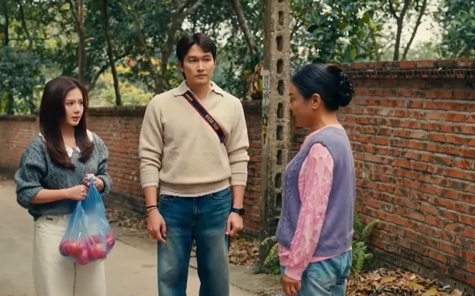 Ngược đường ngược nắng - Tập 12: Trung - Mai dùng "khổ nhục kế" để thoát khỏi Thắng