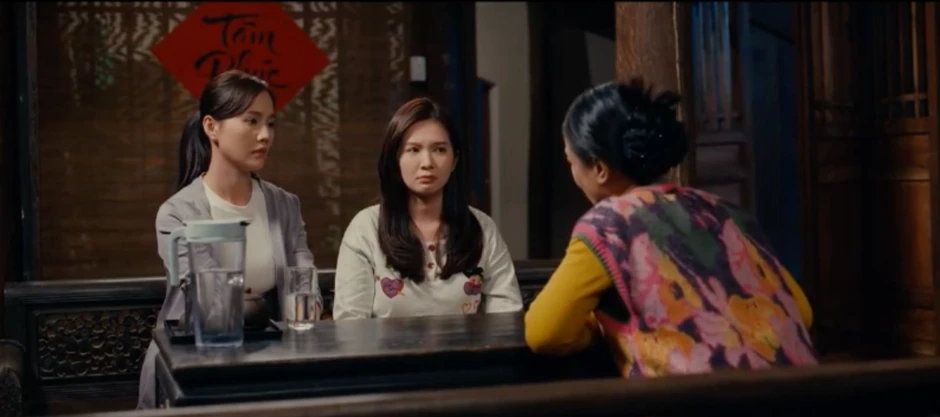 Ngược đường ngược nắng - Tập 7: Bà Chính ra tay “đẩy thuyền” cho Mai - Trung Ngược đường ngược nắng - Tập 7: Bà Chính ra tay “đẩy thuyền” cho Mai - Trung