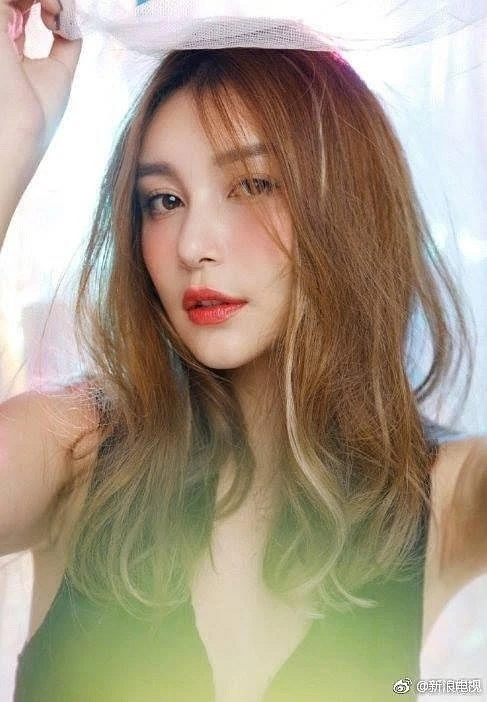 Người mẫu Lý Vũ Đồng bị bắt Người mẫu Lý Vũ Đồng bị bắt