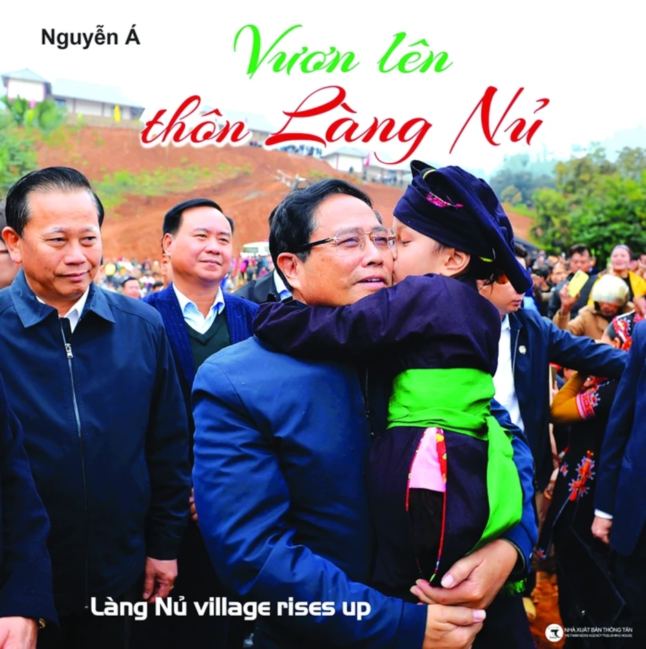 Nguyễn Á xông pha như một người lính! Nguyễn Á xông pha như một người lính!
