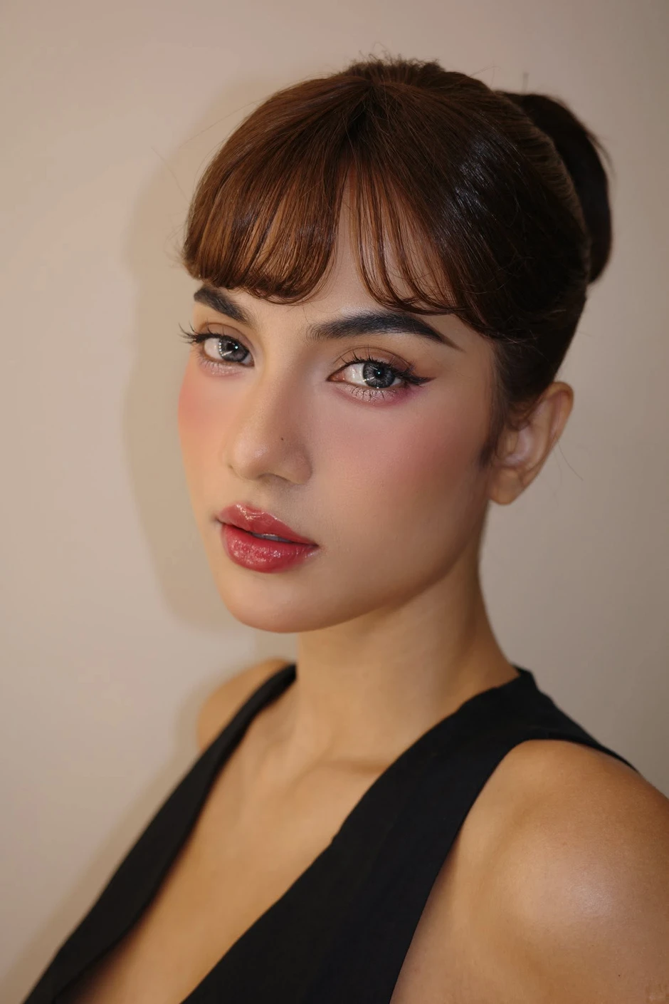 Nguyễn Quỳnh Anh là Miss Universe Vietnam 2026, rapper Pháo đăng quang Á hậu Nguyễn Quỳnh Anh là Miss Universe Vietnam 2026, rapper Pháo đăng quang Á hậu