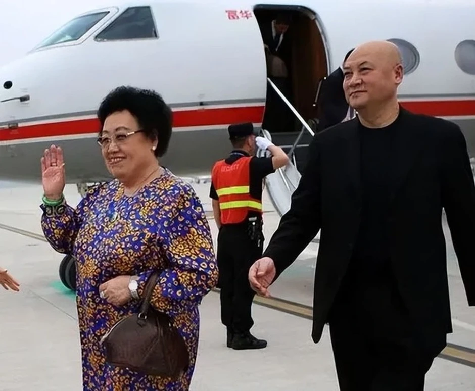Nguyên tắc hôn nhân kỳ lạ của “Đường Tăng” Trì Trọng Thụy bên vợ tỷ phú Nguyên tắc hôn nhân kỳ lạ của “Đường Tăng” Trì Trọng Thụy bên vợ tỷ phú