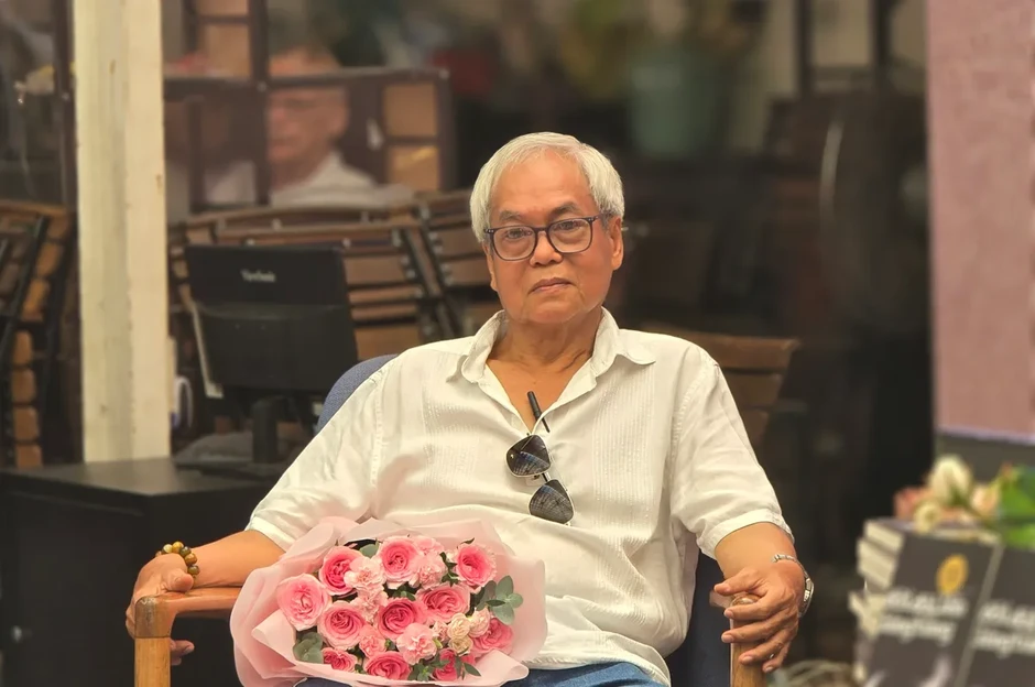 Nguyên tác văn học của phim '12A và 4H' có thêm phiên bản về tuổi trưởng thành rực rỡ? Nguyên tác văn học của phim '12A và 4H' có thêm phiên bản về tuổi trưởng thành rực rỡ?