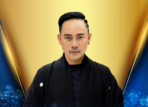 NHÀ THIẾT KẾ VÕ VIỆT CHUNG: Người dệt giấc mơ áo dài Việt NHÀ THIẾT KẾ VÕ VIỆT CHUNG: Người dệt giấc mơ áo dài Việt
