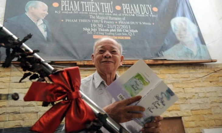 Nhà thơ ‘Ngày xưa Hoàng thị’ Phạm Thiên Thư qua đời Nhà thơ ‘Ngày xưa Hoàng thị’ Phạm Thiên Thư qua đời
