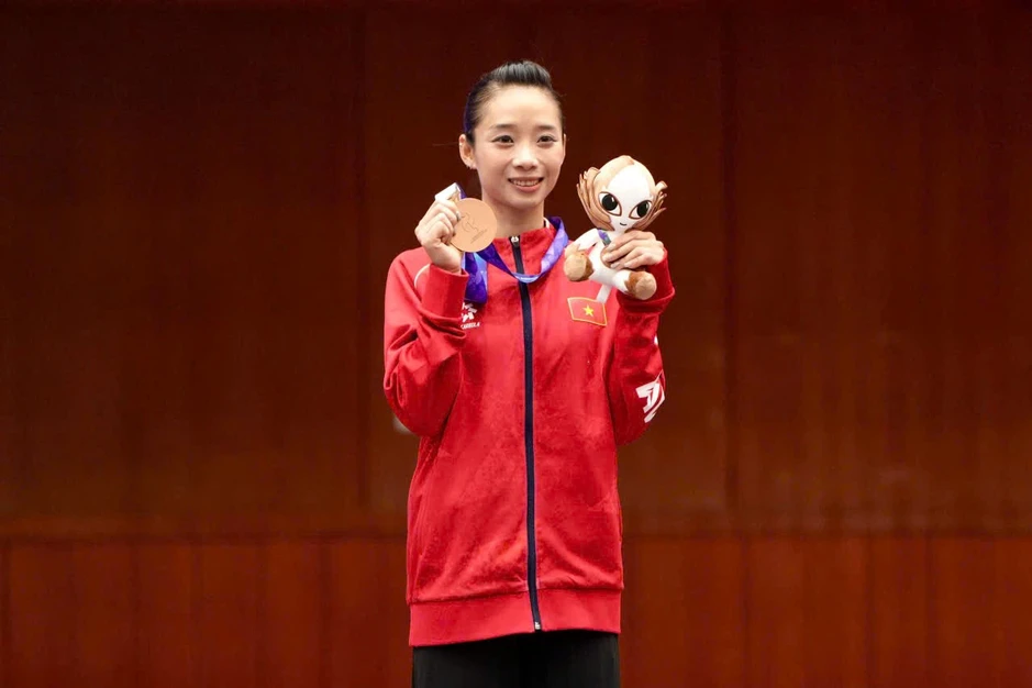 Nhan sắc cô gái vàng dành cả thanh xuân cho wushu Việt Nam