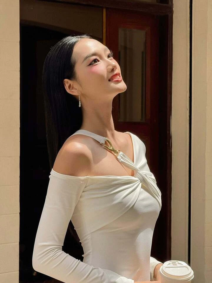 Nhan sắc đời thường Miss Universe Vietnam 2026 Nguyễn Quỳnh Anh Nhan sắc đời thường Miss Universe Vietnam 2026 Nguyễn Quỳnh Anh