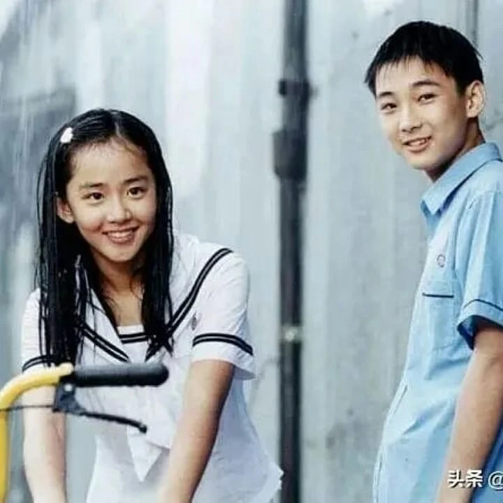 Nhan sắc khác lạ của “em gái quốc dân” Moon Geun Young sau khi mắc bệnh quái ác Nhan sắc khác lạ của “em gái quốc dân” Moon Geun Young sau khi mắc bệnh quái ác