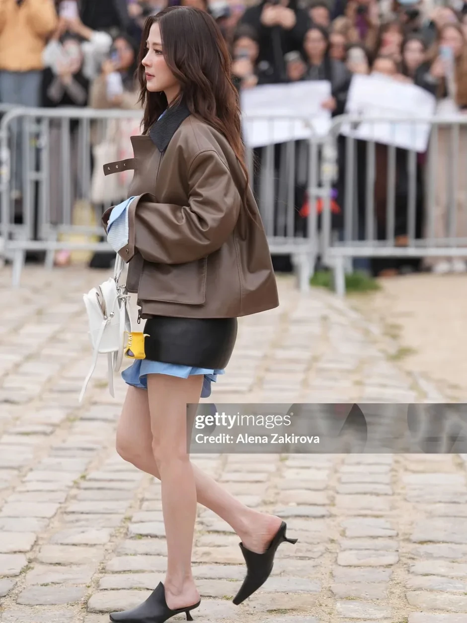 Nhan sắc thật của Baifern Pimchanok qua “ống kính hủy diệt” Getty Images ở Paris Fashion Week Nhan sắc thật của Baifern Pimchanok qua “ống kính hủy diệt” Getty Images ở Paris Fashion Week