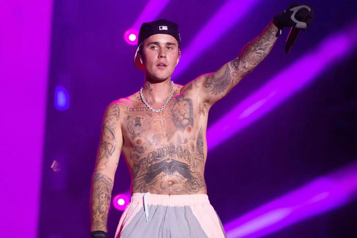 Nhất Justin Bieber: Diễn Coachella xong chạy thẳng về về nhà giá gần 500 tỷ... chỉ cách vài bước chân! Nhất Justin Bieber: Diễn Coachella xong chạy thẳng về về nhà giá gần 500 tỷ... chỉ cách vài bước chân!