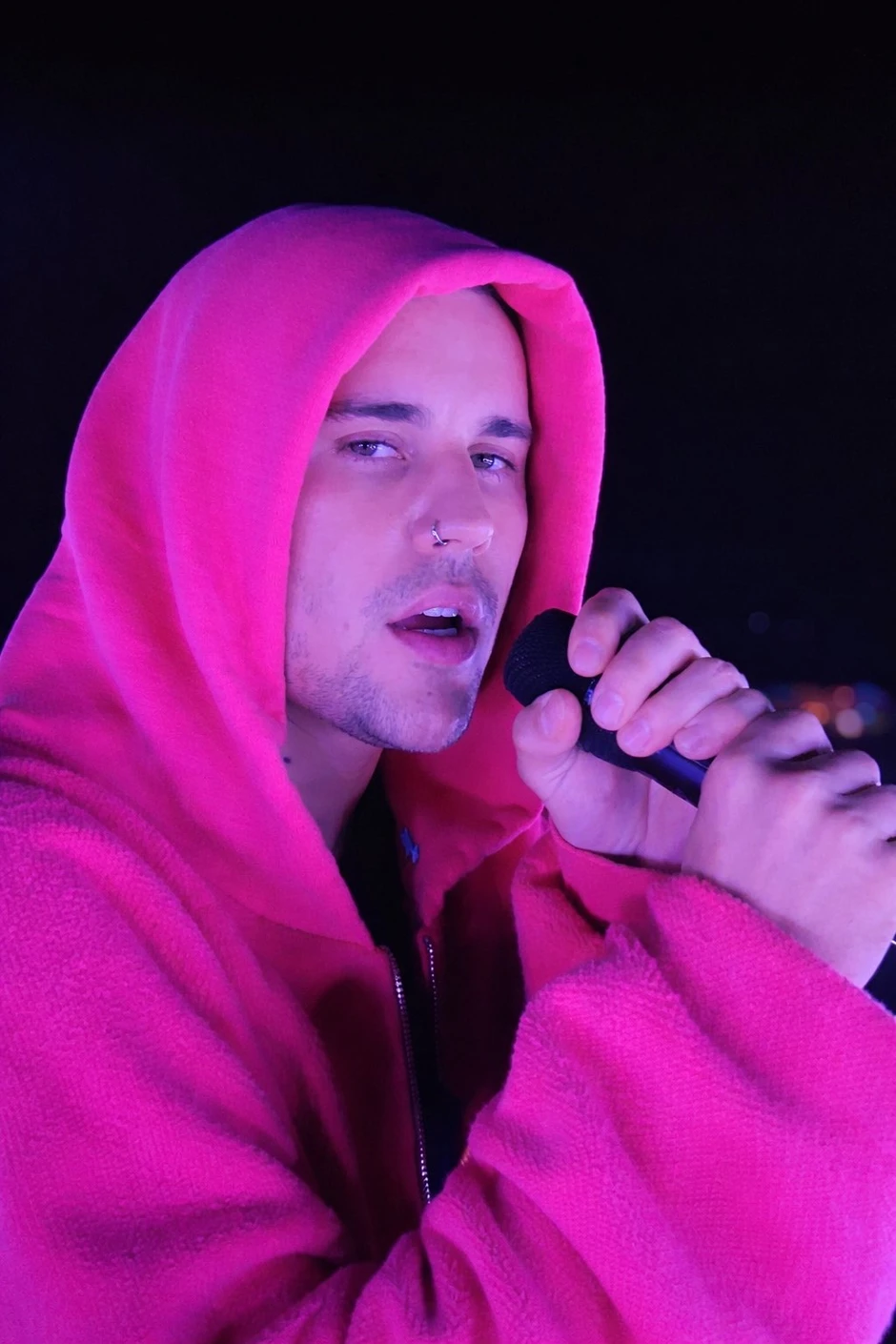 Nhất Justin Bieber: Diễn Coachella xong chạy thẳng về về nhà giá gần 500 tỷ... chỉ cách vài bước chân! Nhất Justin Bieber: Diễn Coachella xong chạy thẳng về về nhà giá gần 500 tỷ... chỉ cách vài bước chân!