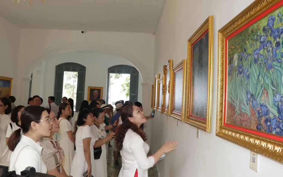 Nhiều kiệt tác hội họa thế giới hội tụ tại triển lãm “Ngôi nhà ánh sáng” Nhiều kiệt tác hội họa thế giới hội tụ tại triển lãm “Ngôi nhà ánh sáng”
