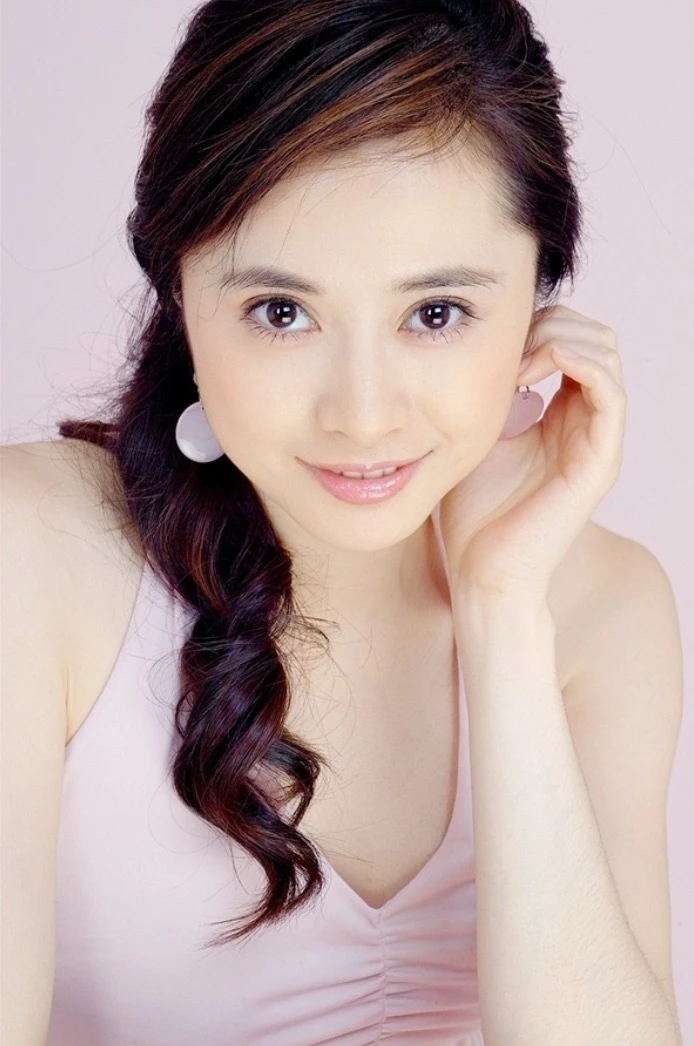 'Ni cô đẹp nhất màn ảnh' từ bỏ hào quang showbiz, tuổi 51 độc thân vui vẻ 'Ni cô đẹp nhất màn ảnh' từ bỏ hào quang showbiz, tuổi 51 độc thân vui vẻ