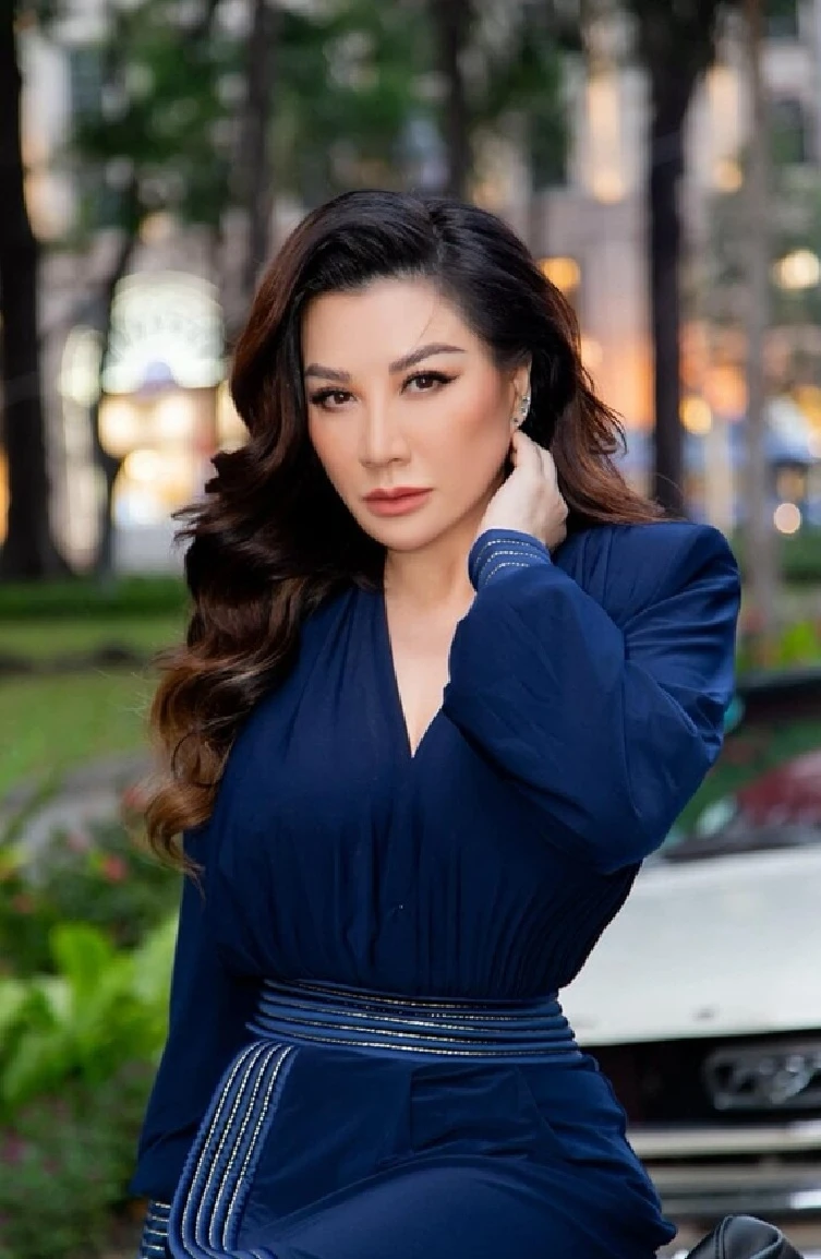Niềm tự hào của vợ cũ Bằng Kiều sau 17 năm Niềm tự hào của vợ cũ Bằng Kiều sau 17 năm