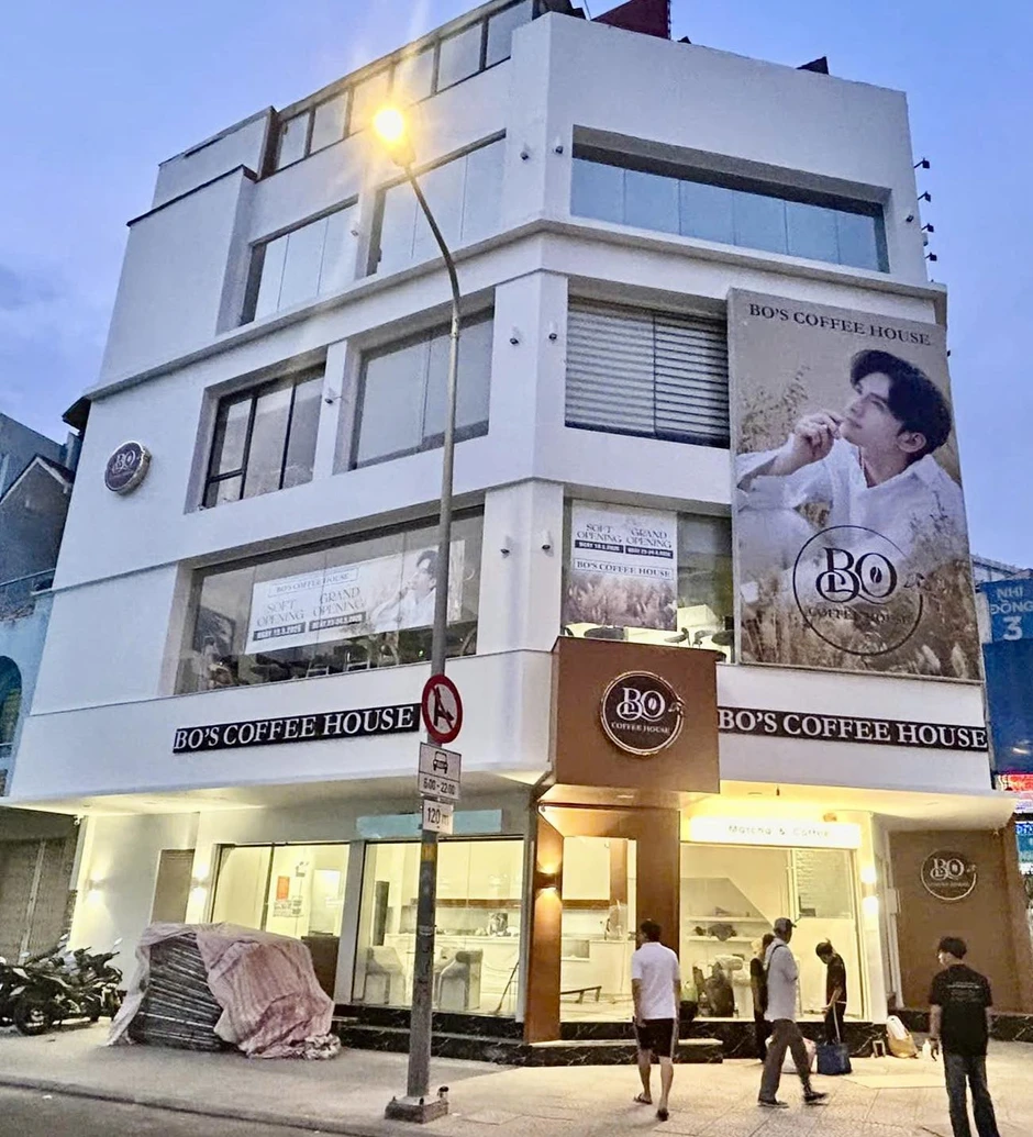 Nơi bán cà phê của nam ca sĩ 50 tuổi nổi đình đám một thời ở phường Tân Định, TP.HCM Nơi bán cà phê của nam ca sĩ 50 tuổi nổi đình đám một thời ở phường Tân Định, TP.HCM