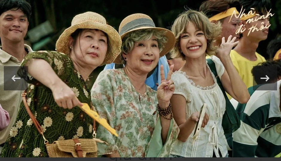 NSND Kim Xuân nói về hình ảnh cúi gục đầu ở sự kiện gây hoang mang NSND Kim Xuân nói về hình ảnh cúi gục đầu ở sự kiện gây hoang mang