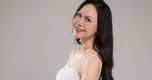 NSND Mai Hoa khoe vai trần gợi cảm tuổi 51,