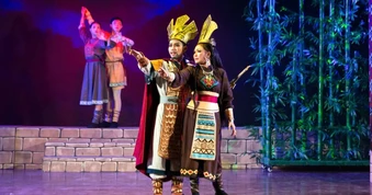 NSND Ngọc Trinh làm mới vở cải lương "Tiếng trống Mê Linh"