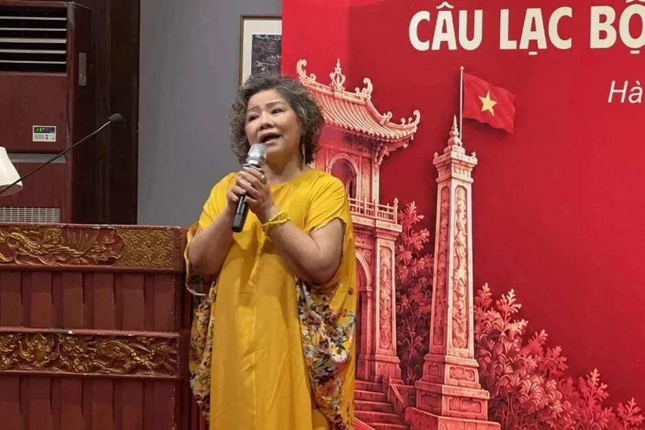 NSND Thanh Hoa hát ru, nói về giữ gìn về di sản tiếng Việt NSND Thanh Hoa hát ru, nói về giữ gìn về di sản tiếng Việt