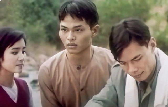 NSND Thu Hà từ chối nhiều phim, kể kỷ niệm khó quên khi làm "Hoa ban đỏ" NSND Thu Hà từ chối nhiều phim, kể kỷ niệm khó quên khi làm "Hoa ban đỏ"
