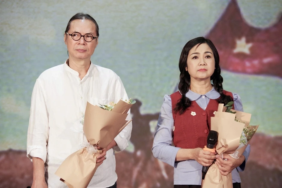 NSND Thu Hà từ chối nhiều phim, kể kỷ niệm khó quên khi làm "Hoa ban đỏ" NSND Thu Hà từ chối nhiều phim, kể kỷ niệm khó quên khi làm "Hoa ban đỏ"