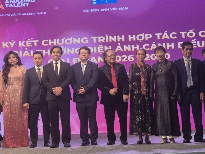 NSND Trà Giang, Quyền Linh, Lý Hùng, Hồng Ánh… cùng tụ hội!