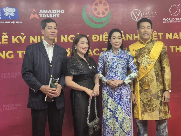 NSND Trà Giang, Quyền Linh, Lý Hùng, Hồng Ánh… cùng tụ hội!