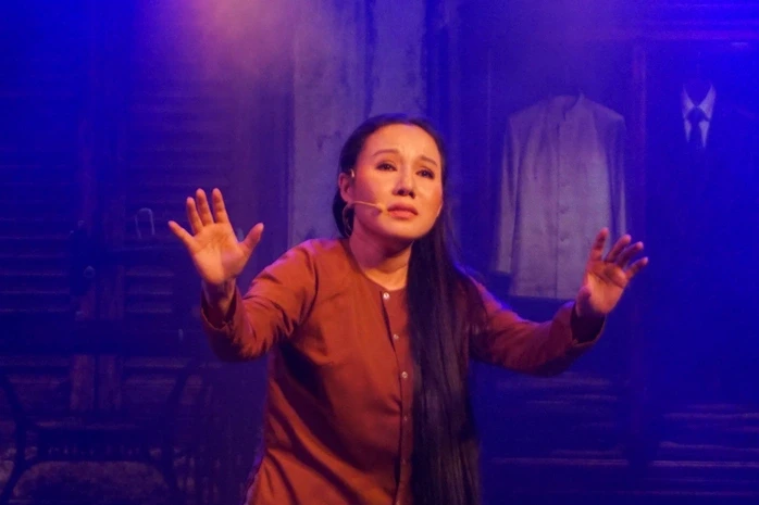 NSND Trần Ngọc Giàu: Đặt niềm tin nơi diễn viên tài năng của sân khấu cải lương NSND Trần Ngọc Giàu: Đặt niềm tin nơi diễn viên tài năng của sân khấu cải lương