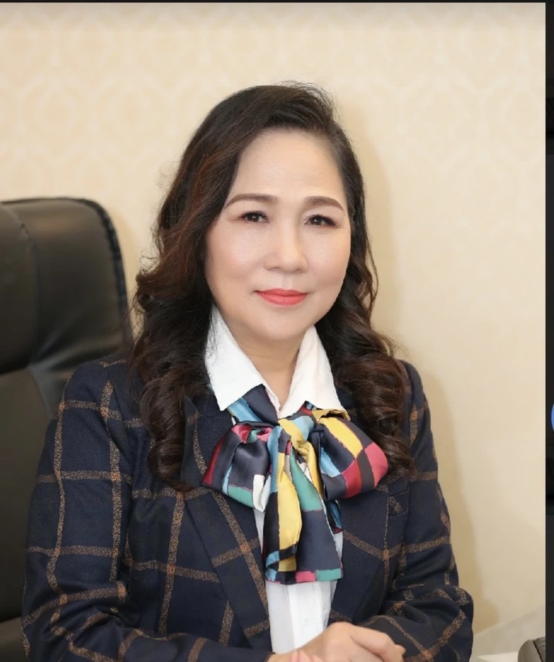 NSND Trịnh Thúy Mùi: Từ sàn diễn đến nghị trường – gửi tiếng nói văn nghệ sĩ vào Quốc hội