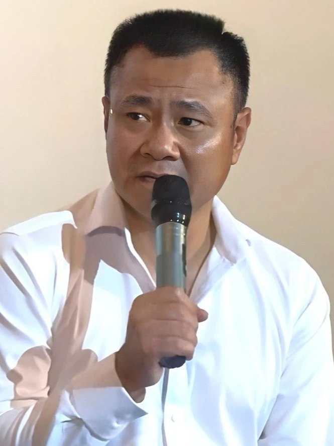 NSND Tự Long: 'Đạo diễn phải 3 lần tới nhà mời tôi' NSND Tự Long: 'Đạo diễn phải 3 lần tới nhà mời tôi'