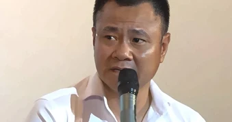 NSND Tự Long: 'Đạo diễn phải 3 lần tới nhà mời tôi'
