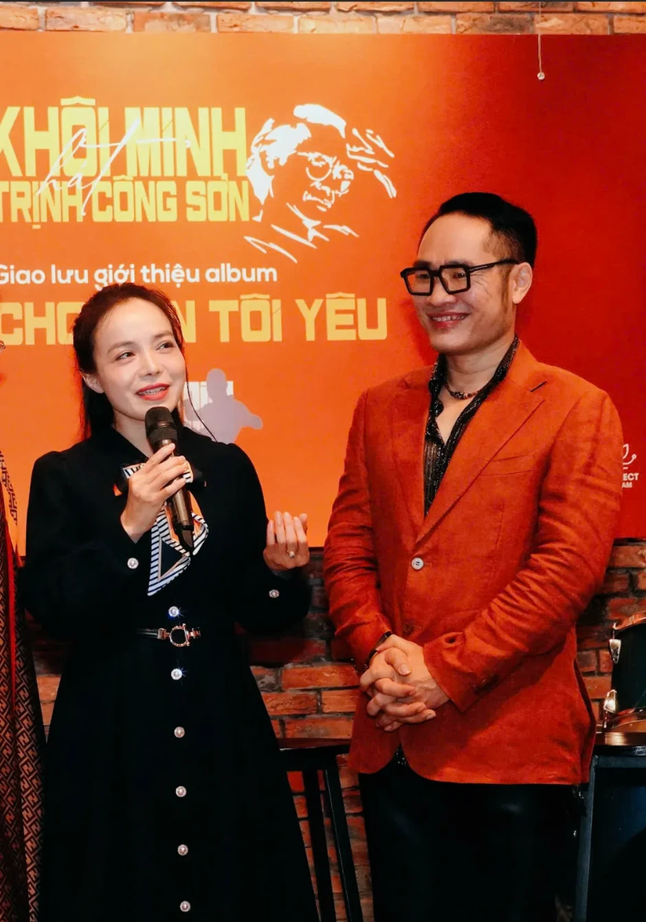 NSƯT Lan Anh cùng Khôi Minh hát nhạc Trịnh sau nhiều năm gắn bó với opera NSƯT Lan Anh cùng Khôi Minh hát nhạc Trịnh sau nhiều năm gắn bó với opera