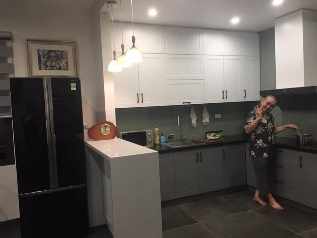NSƯT Xuân Hinh nghỉ hưu sớm ở tuổi 57, sống bình yên trong căn nhà phố cổ Hà Nội NSƯT Xuân Hinh nghỉ hưu sớm ở tuổi 57, sống bình yên trong căn nhà phố cổ Hà Nội