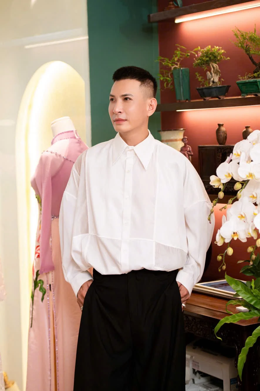 NTK Kenny Thái và họa sĩ Đặng Tố Anh: Cuộc gặp giữa hội họa và thời trang