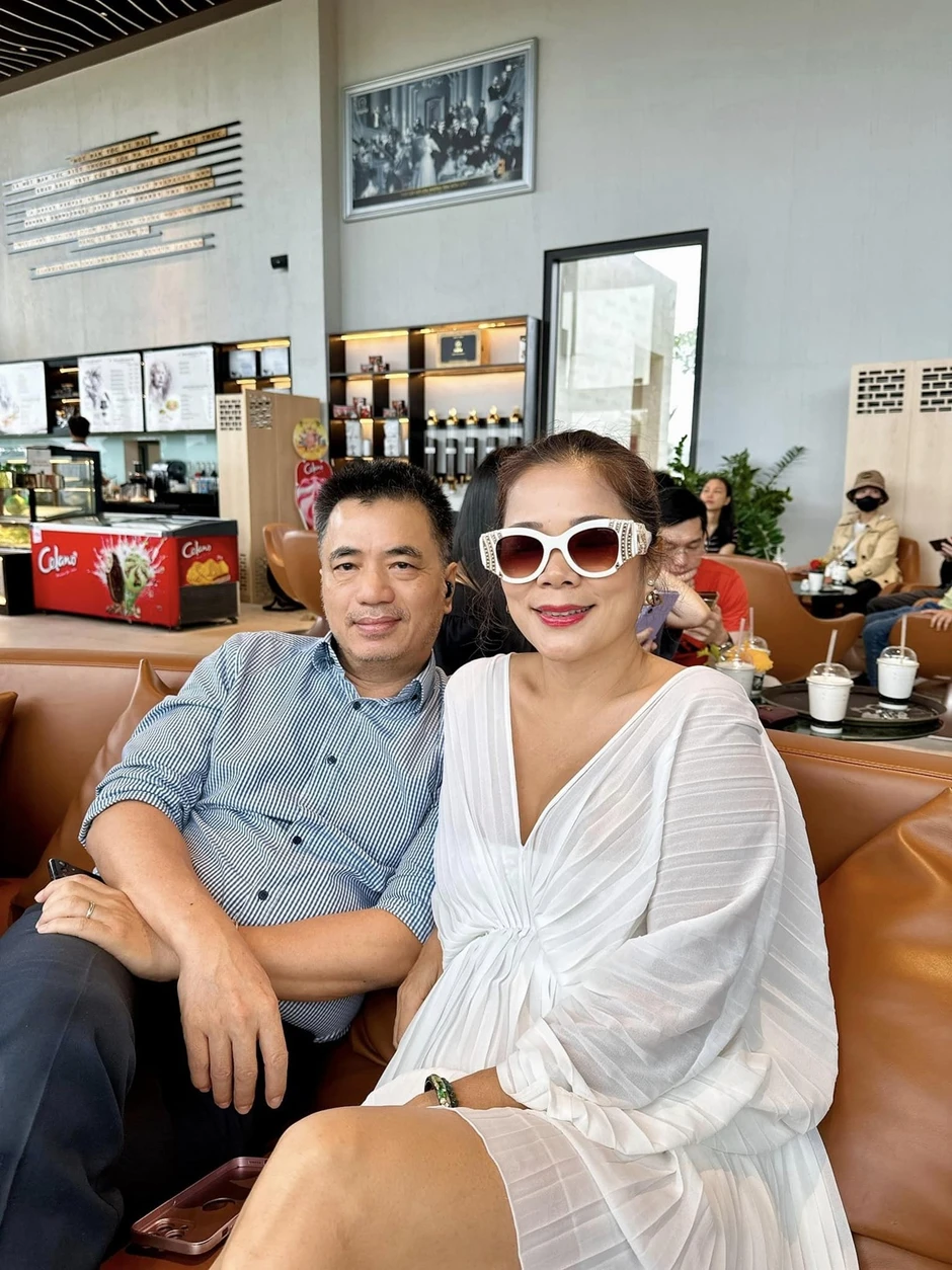 Nữ ca sĩ đại gia miền Trung: "Tôi không bắt chước ai cả, tôi nói thẳng"