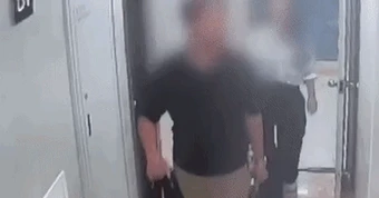 Nữ ca sĩ lộ clip ngoại tình trong thang máy thua kiện, khóc nghẹn thanh minh mà chả ai thương: "Tôi cũng là nạn nhân"