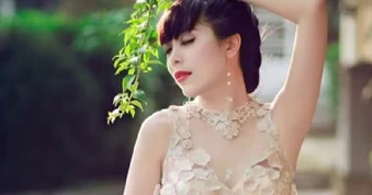 Nữ ca sĩ nghỉ hát ra nước ngoài: "Tôi nói thẳng, tôi không đánh đổi gì hết"